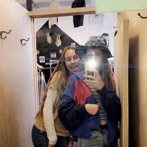 Meet your Posher, Riley